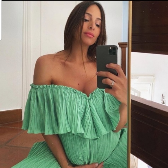 🌱 Zara Washed Green Voluminous Pleated Dress 🌱 - Picture 8 of 17